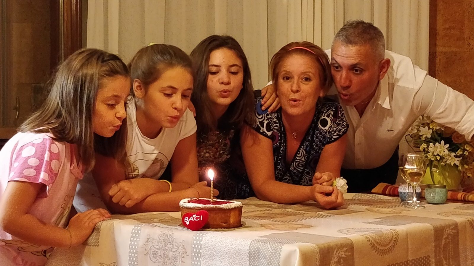 FAMIGLIA FAMIGLIA